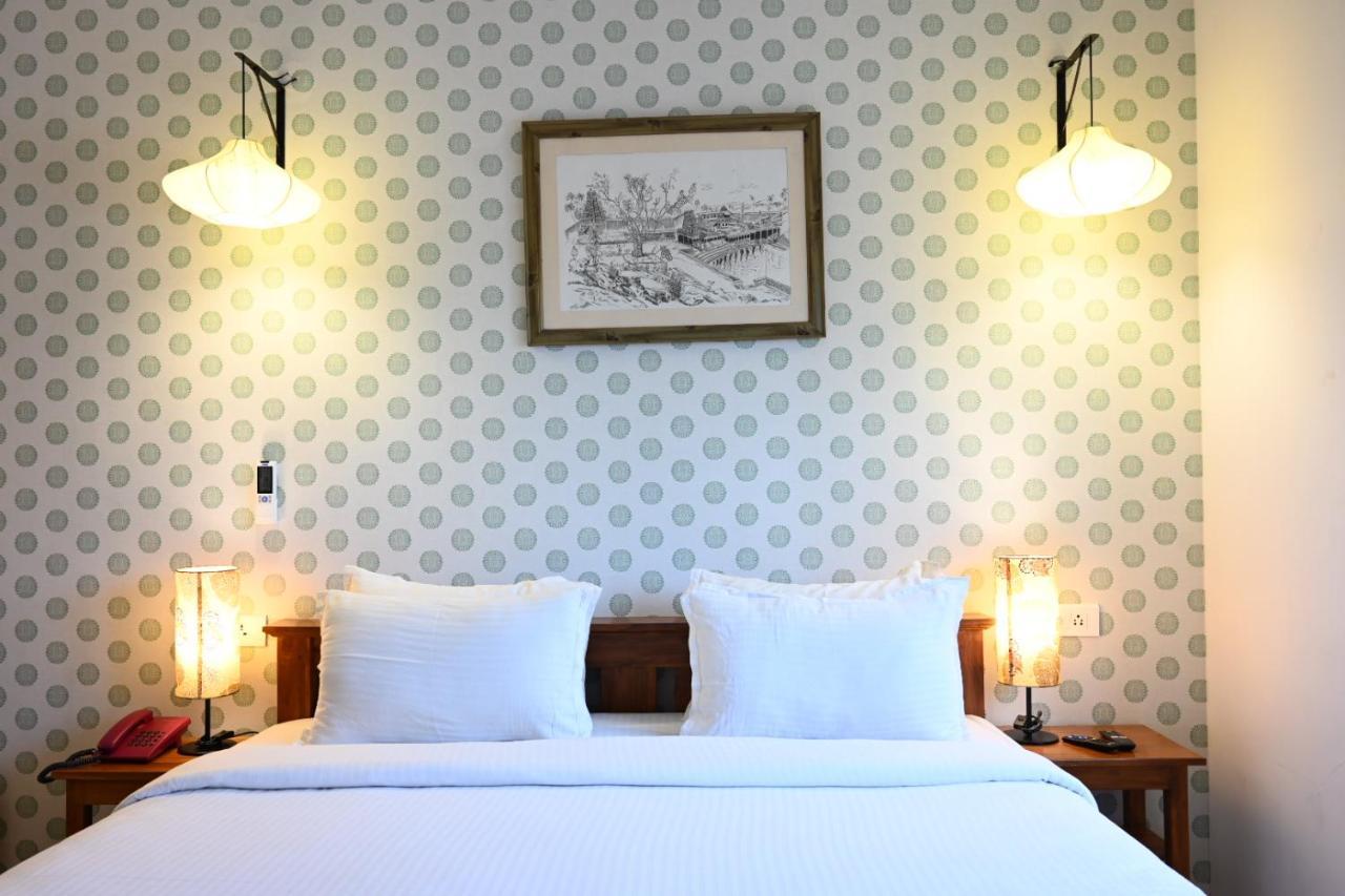 Hotel Aura By Woco Stays ปอนดิเชอรี ภายนอก รูปภาพ
