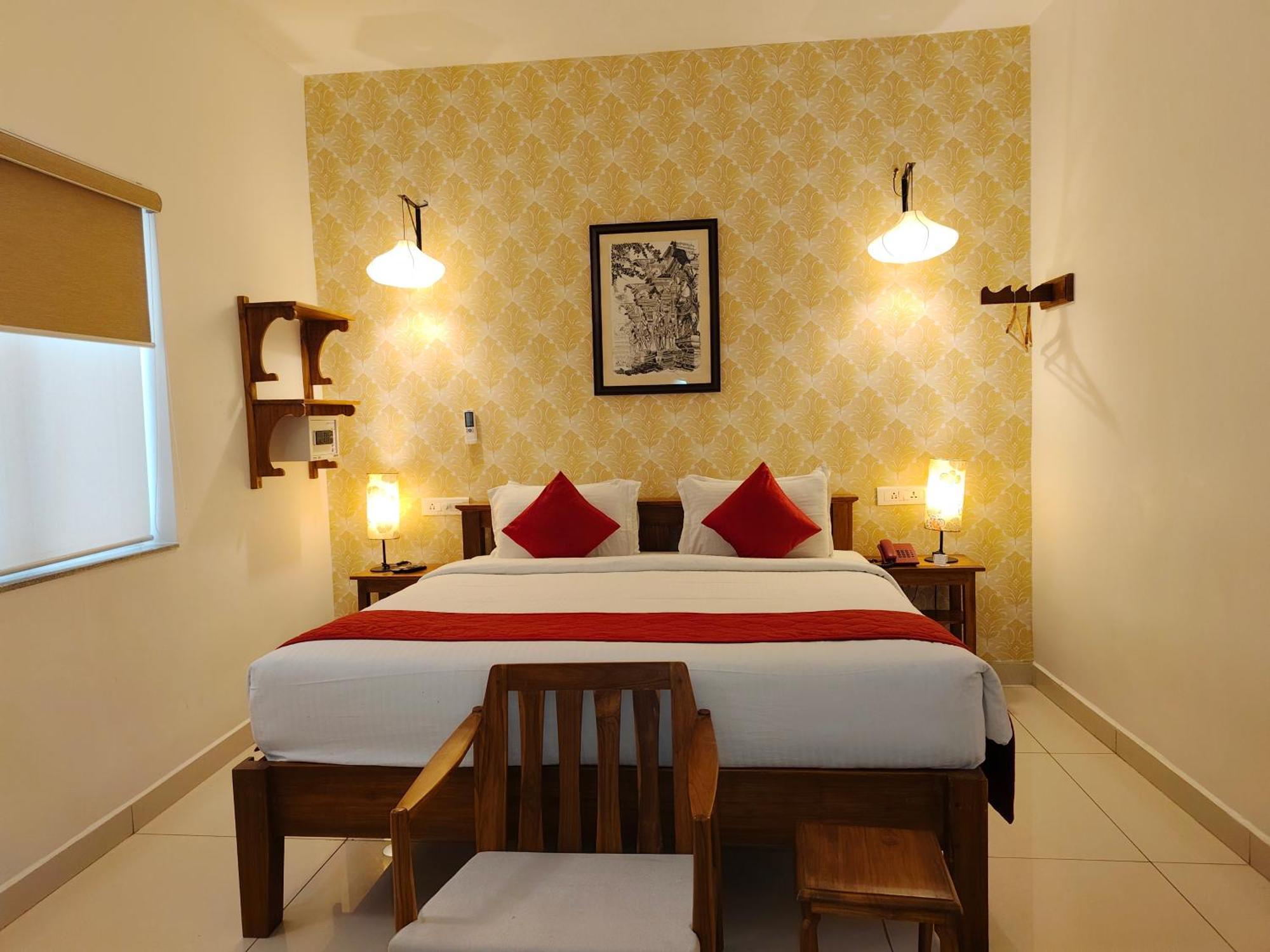 Hotel Aura By Woco Stays ปอนดิเชอรี ภายนอก รูปภาพ