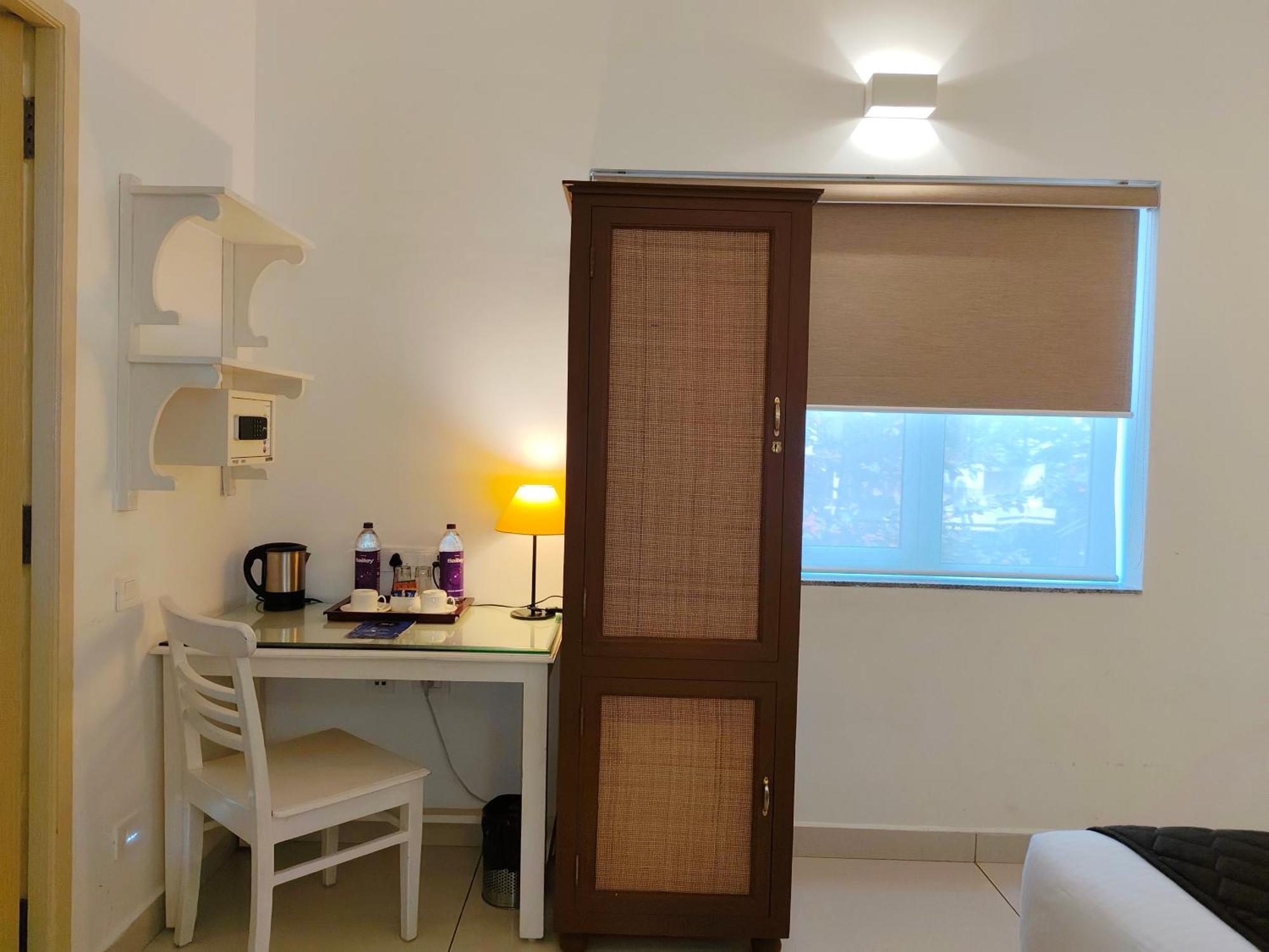 Hotel Aura By Woco Stays ปอนดิเชอรี ภายนอก รูปภาพ
